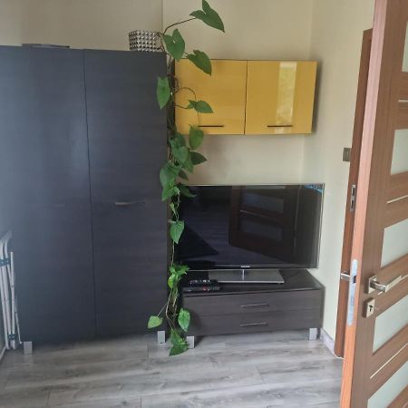 شقة Apartament Baszta Kaszana Trzebiatow nad Rega المظهر الخارجي الصورة