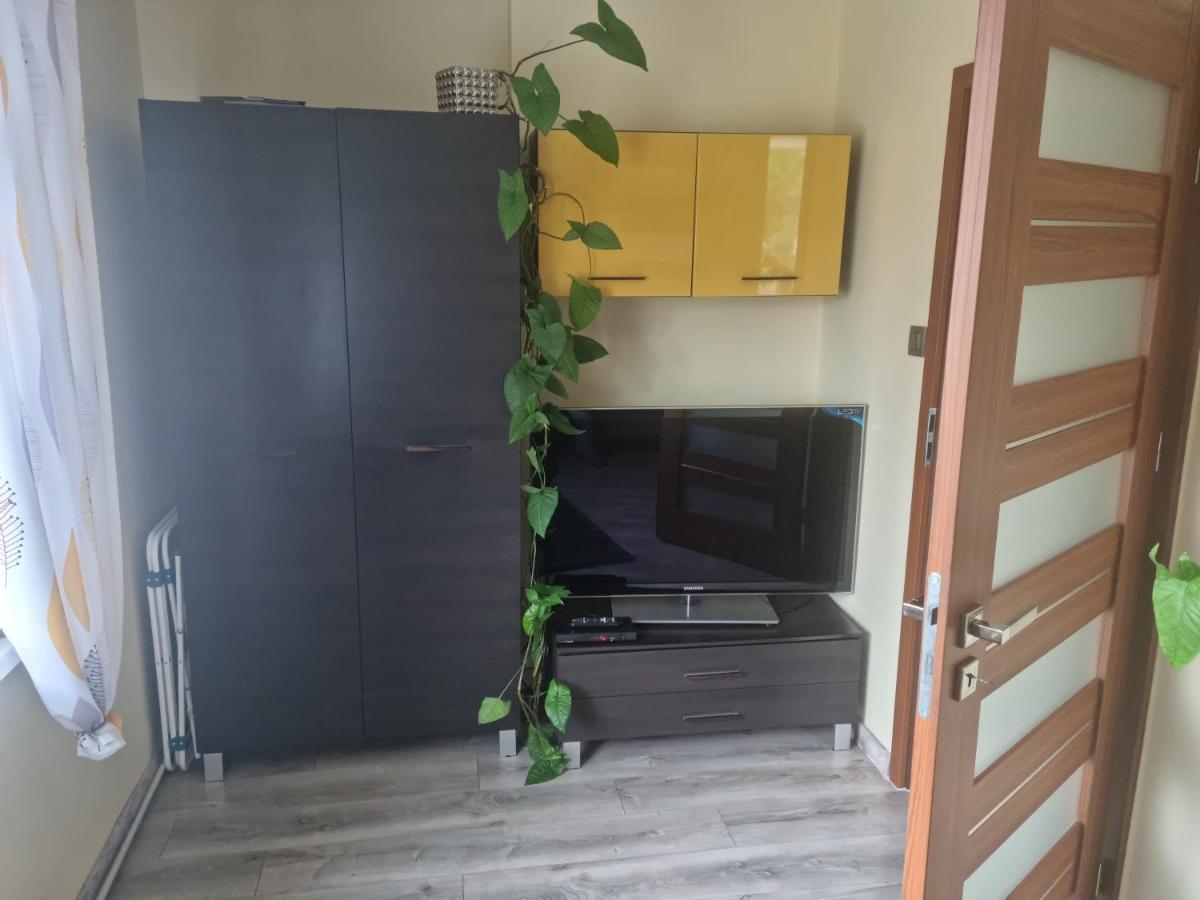 شقة Apartament Baszta Kaszana Trzebiatow nad Rega المظهر الخارجي الصورة